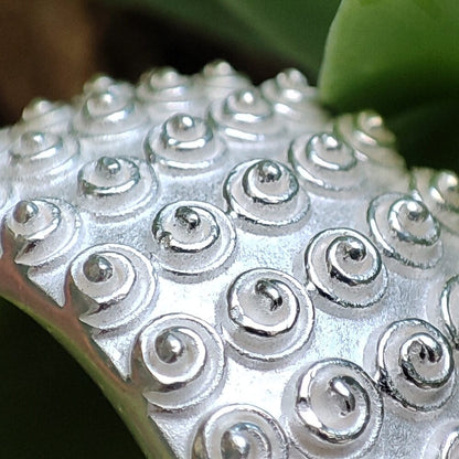 Anello a fascia alta satinata in argento 925 - SIMBAMAEL