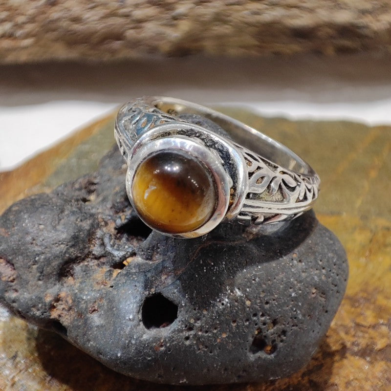 occhio di tigre - Anello etnico con pietra in argento 925 - HALUMALAY
