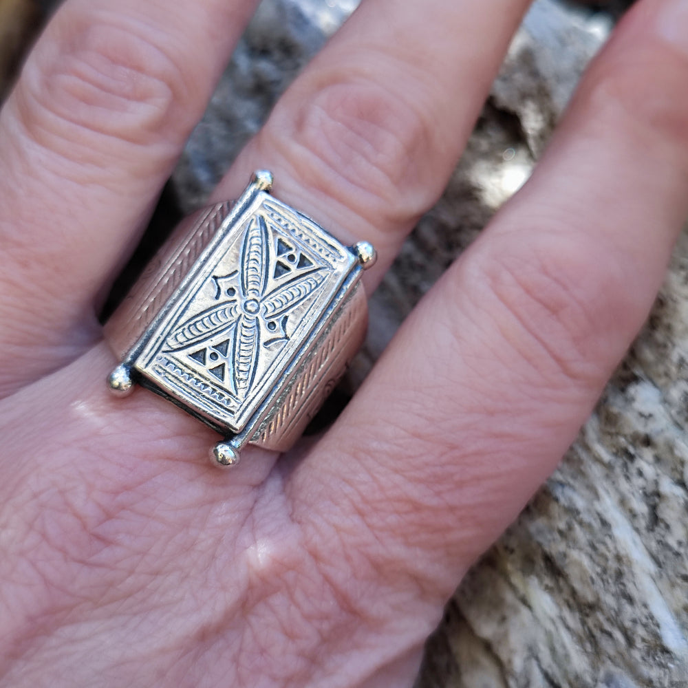 Anello etnico a fascia in argento 925 - BHILAI