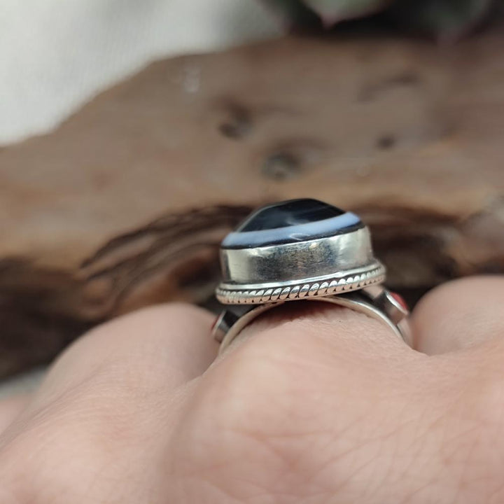 Anello etnico in argento 925 con Dzi tibetano - KALAN