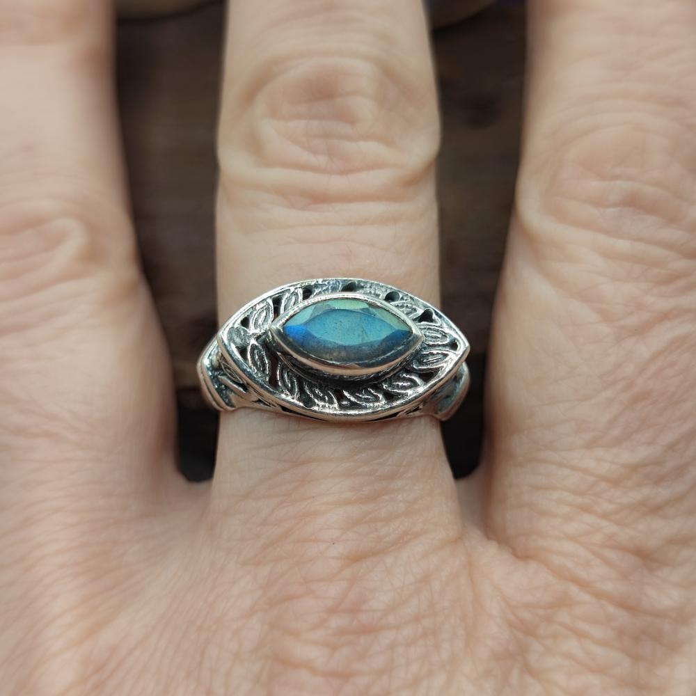 Anello etnico in argento 925 labradorite - JYOTI