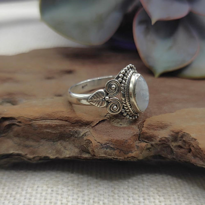 Anello etnico in argento 925 con pietra - AMALAPURAM