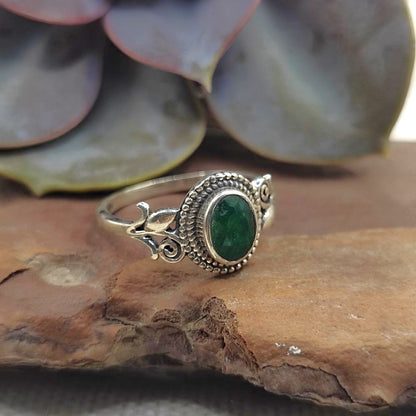 Anello etnico in argento 925 con pietra - ASIFABAD radice di smeraldo