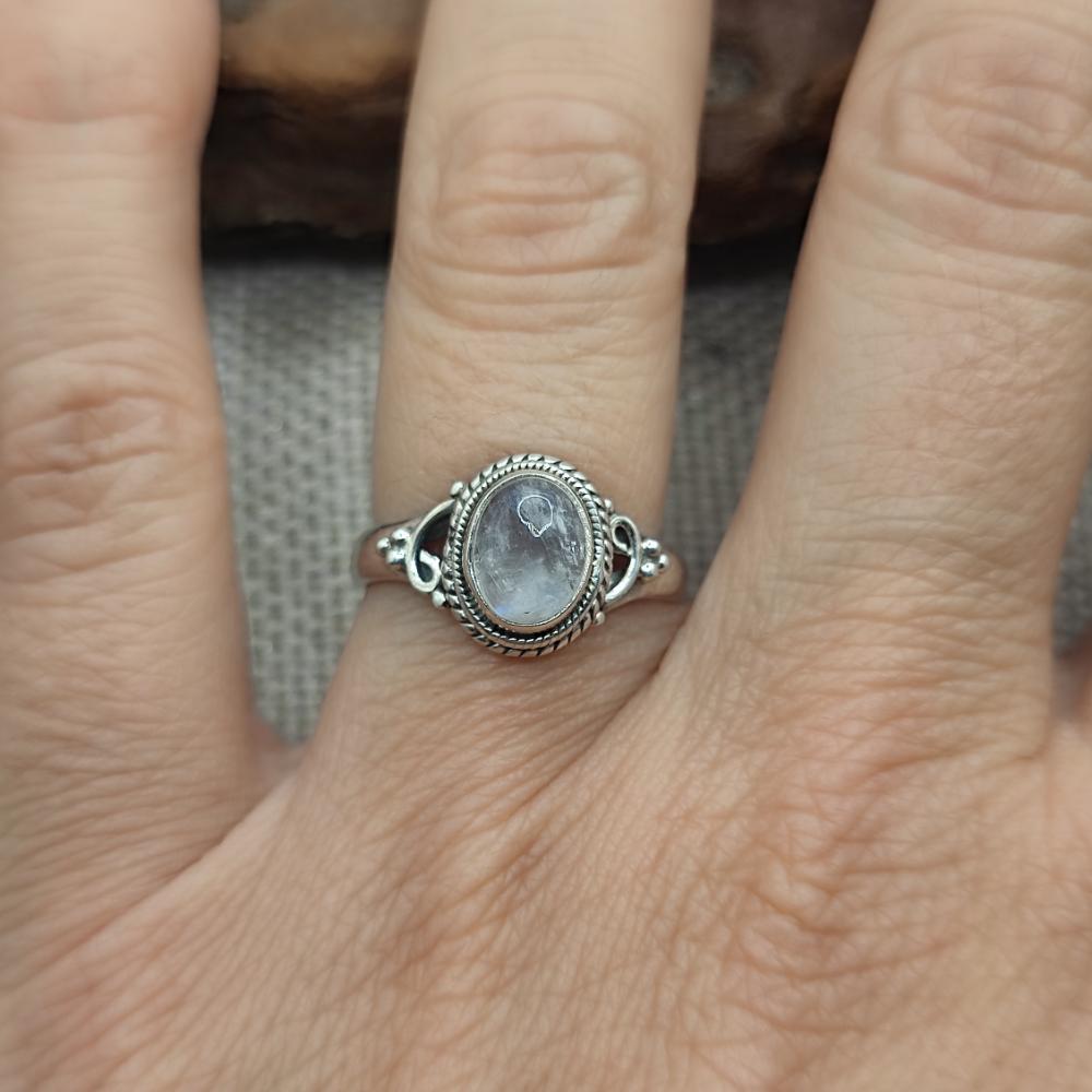 Anello etnico in argento 925 con pietra - BANDARULANKA