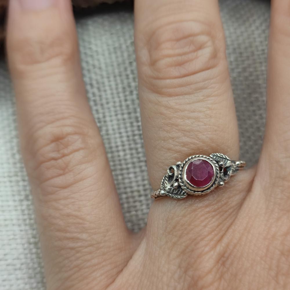 Anello etnico in argento 925 con pietra - CHINNA