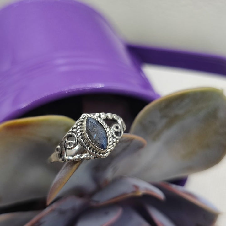 Anello etnico in argento 925 con pietra - EDDUMAILARAM