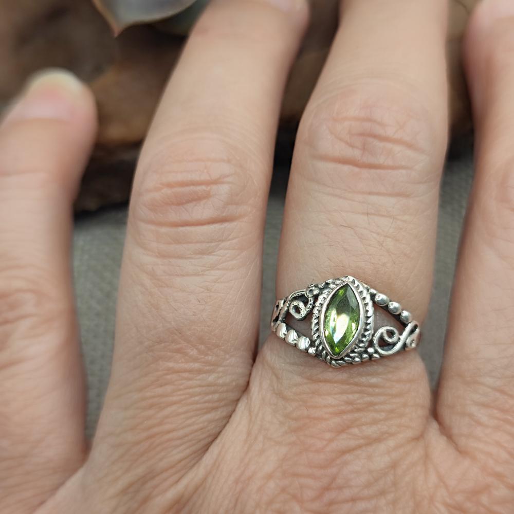 Anello etnico in argento 925 con pietra - EDDUMAILARAM