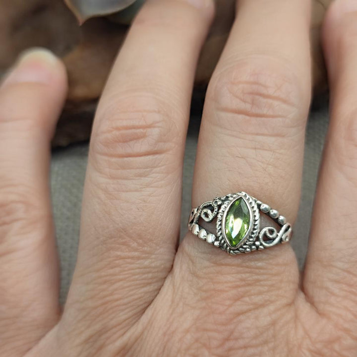 Anello etnico in argento 925 con pietra - EDDUMAILARAM