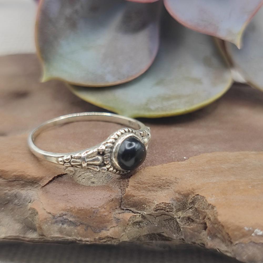 Anello etnico in argento 925 con pietra - CHINTALS