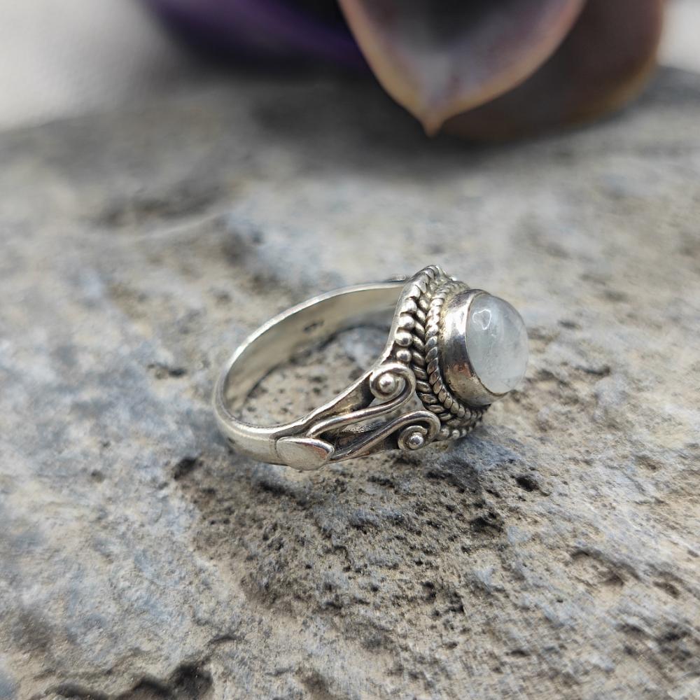 Anello etnico in argento 925 pietra di luna - ESHARA