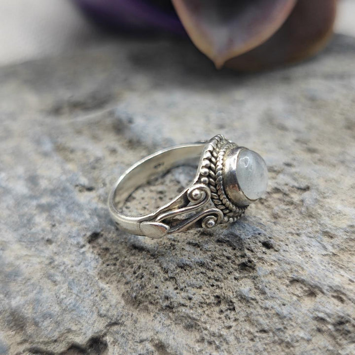 Anello etnico in argento 925 pietra di luna - ESHARA