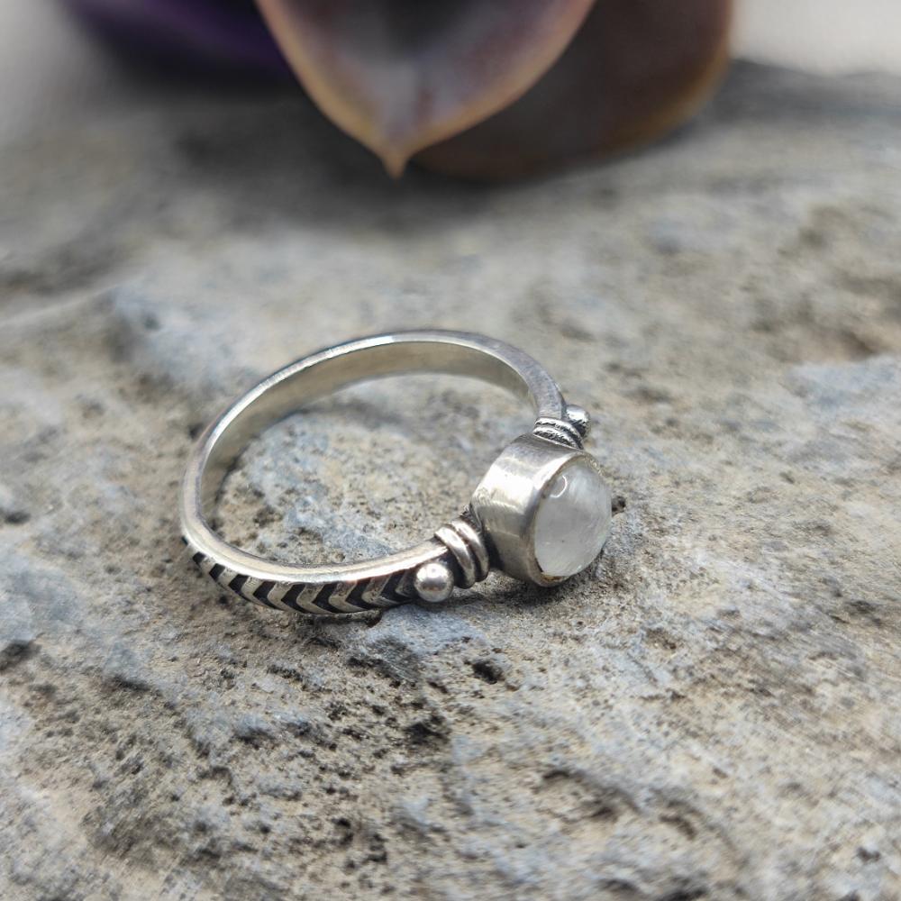 Anello etnico in argento 925 pietra di luna - SAFYA