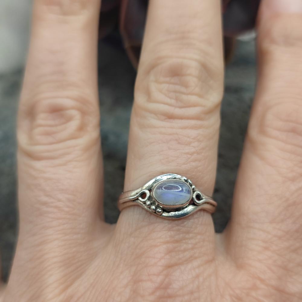 Anello etnico in argento 925 pietra di luna - VAIDHEI