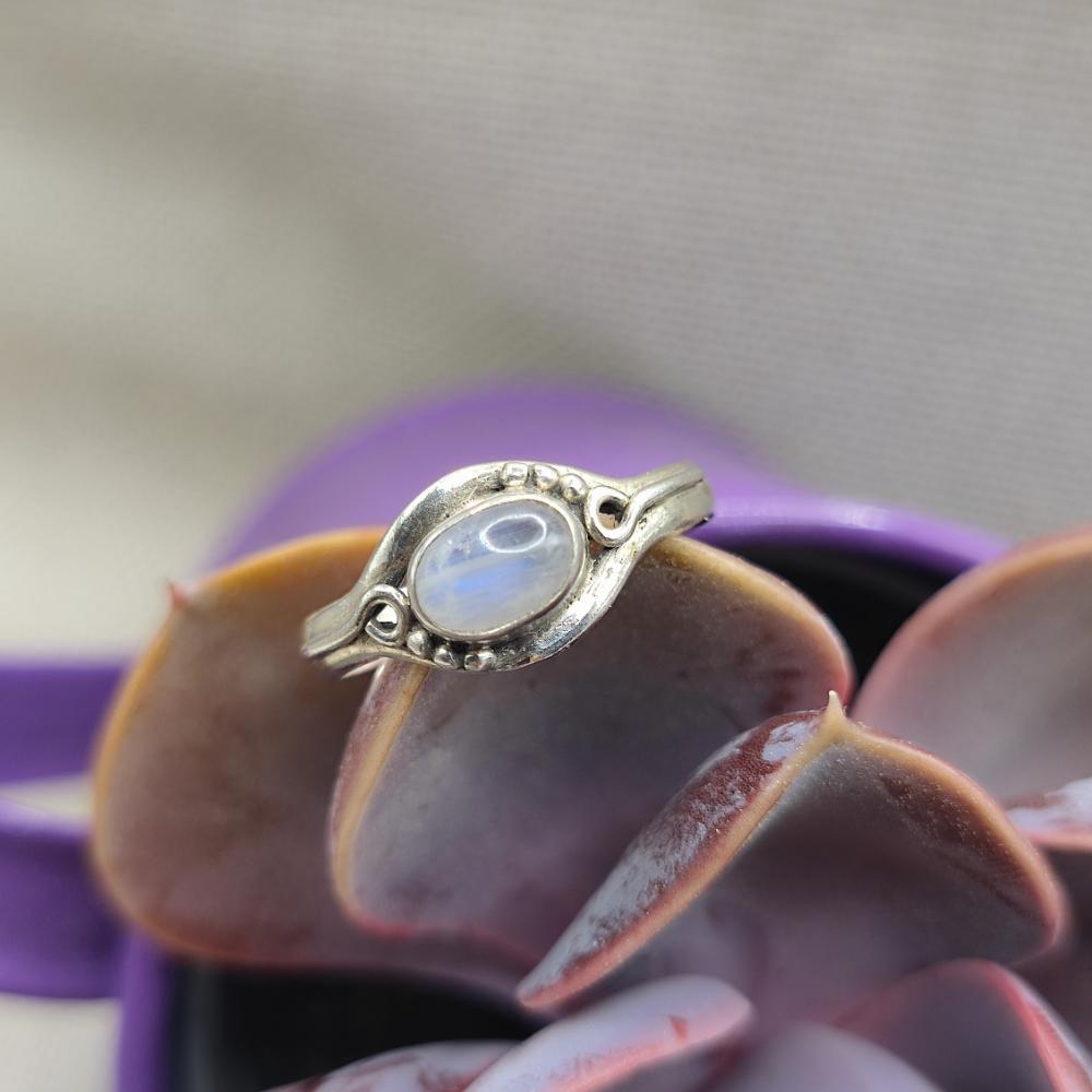 Anello etnico in argento 925 pietra di luna - VAIDHEI