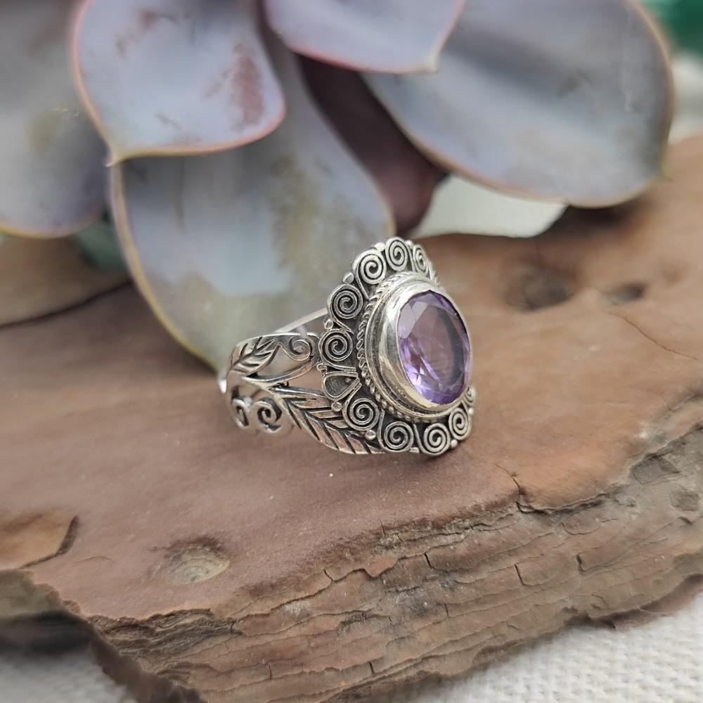 Anello etnico in argento 925 con pietra - KAUCHEI!