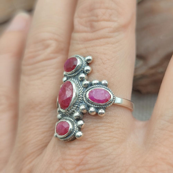 Anello etnico in argento 925 con pietra - PORADIH