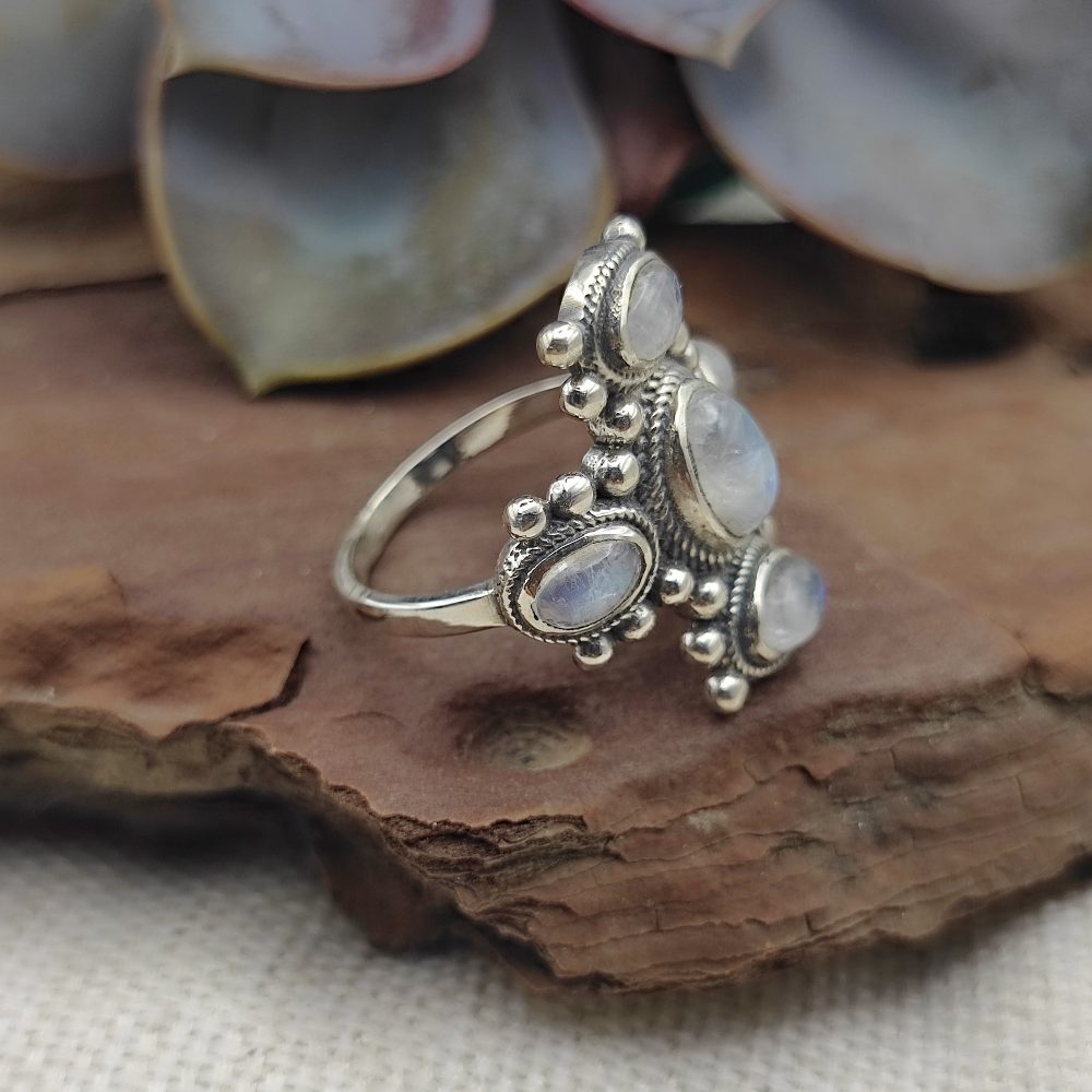 Anello etnico in argento 925 con pietra - PORADIH