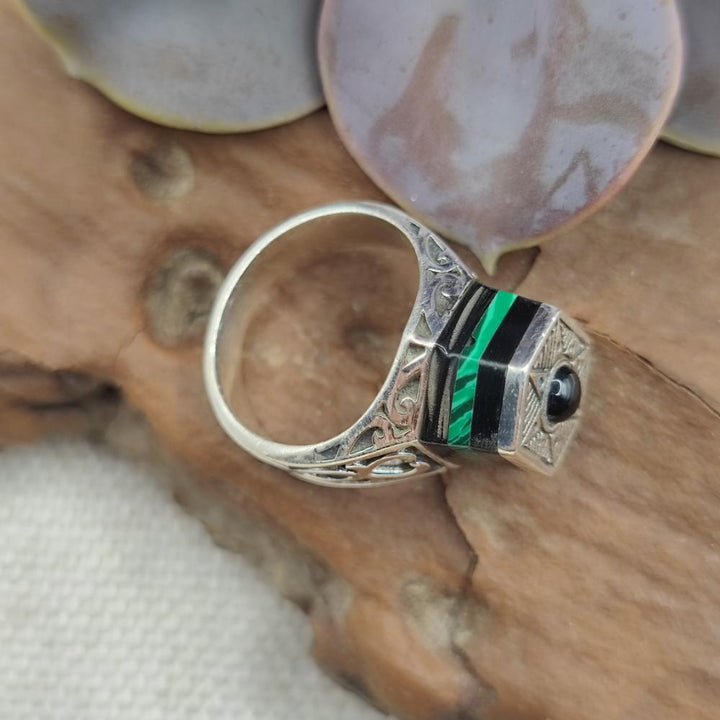 ANELLO etnico in argento 925 con pietra - POTAM