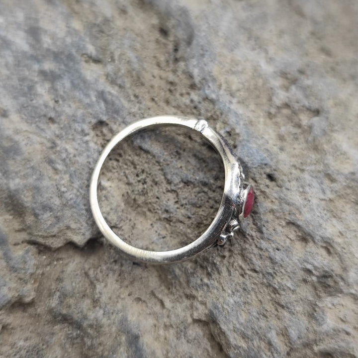 Anello etnico in argento 925 radice di rubino - TANIRIKA