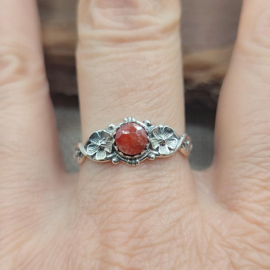 Anello etnico in argento 925 radice di rubino - PALACOLE