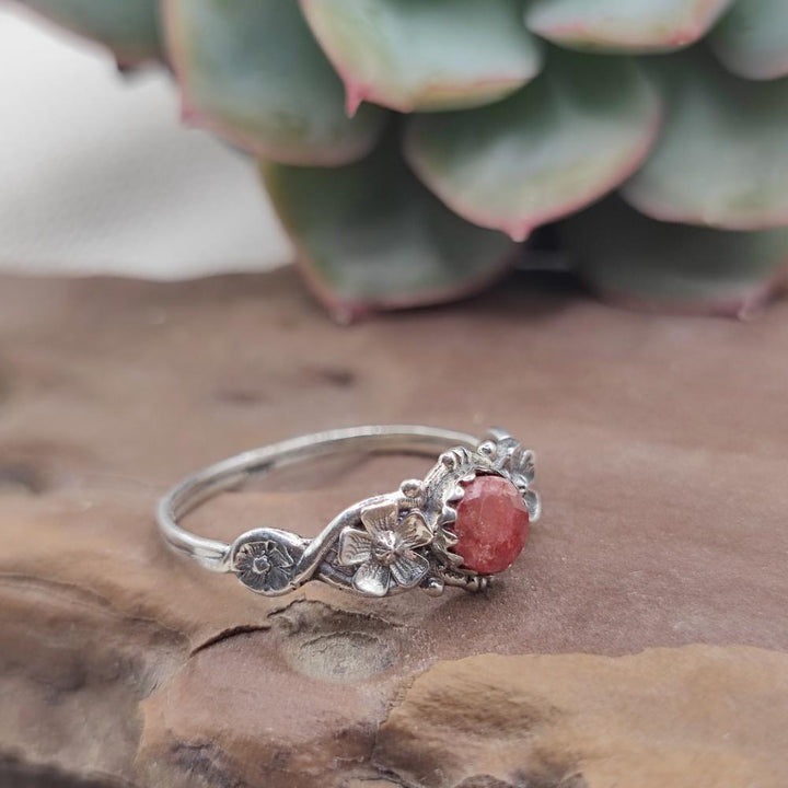 Anello etnico in argento 925 radice di rubino - PALACOLE