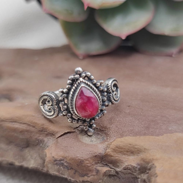 Anello etnico in argento 925 radice di rubino - PALAKHURTY