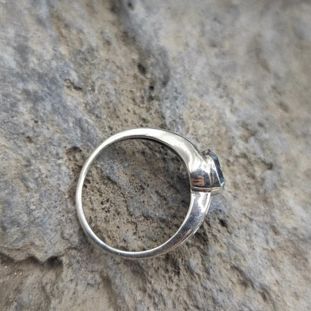 Anello etnico in argento 925 topazio azzurro - RADHA