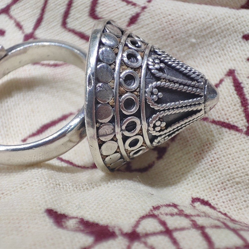 ANELLO etnico artigianale in argento 925 - CHITRANGI