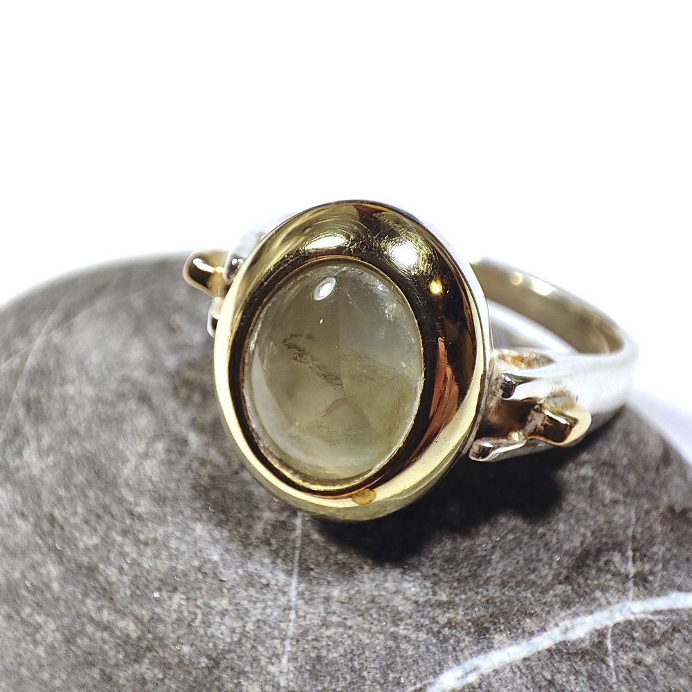 Anello fascia ETNICA in argento 925 con pietra - NURAMI quarzo rutilato
