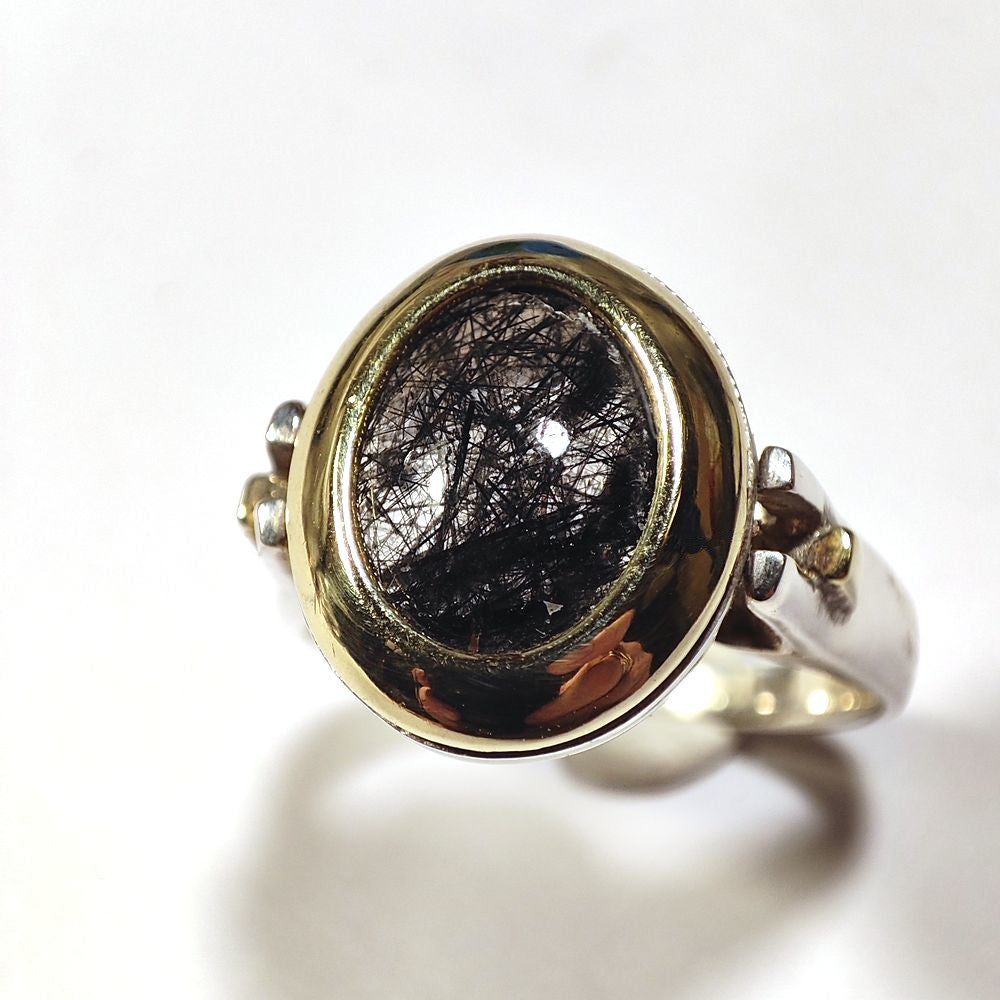Anello fascia ETNICA in argento 925 con pietra - NURAMI - quarzo rutilato
