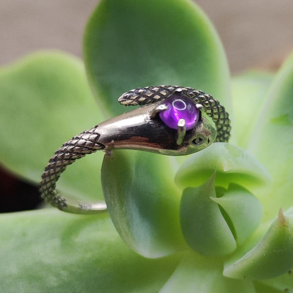Anello in argento 925 con pietra e serpente - BESTAVARIPETA – ametista