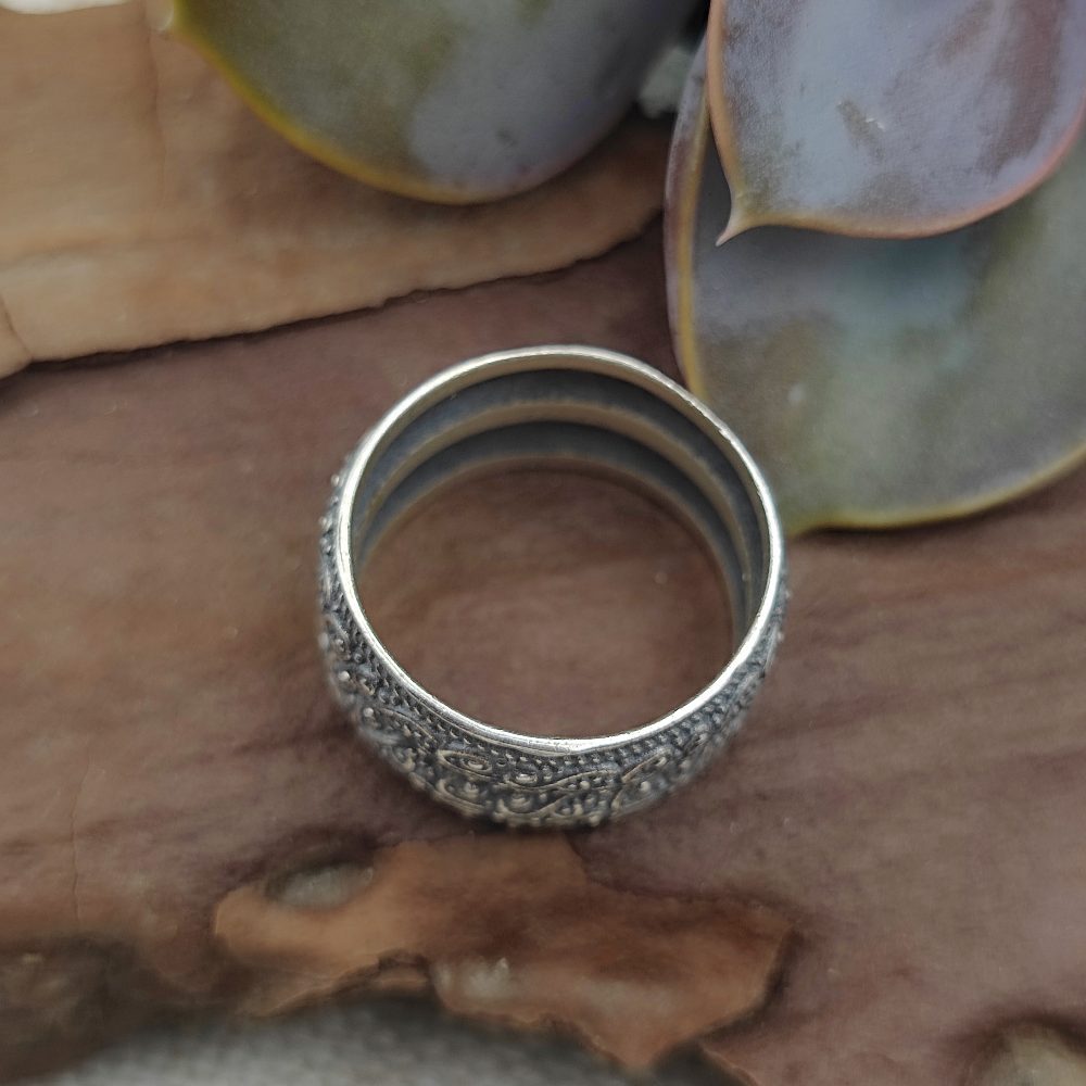 Anello etnico a fascia in argento 925 - MAESHPUR
