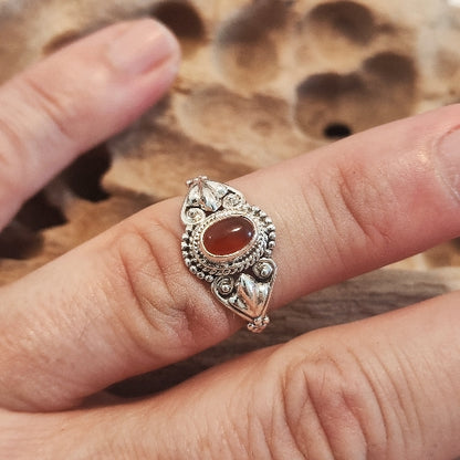 Anello con pietra e filigrana in argento 925 - RINDUNA