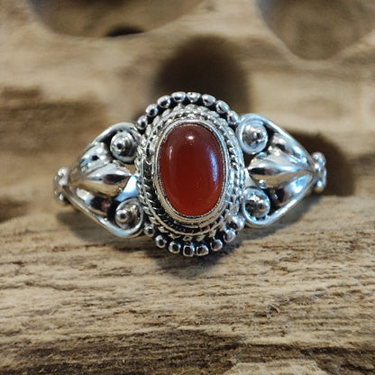 Anello con pietra e filigrana in argento 925 - RINDUNA