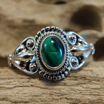 Anello con pietra e filigrana in argento 925 - RINDUNA