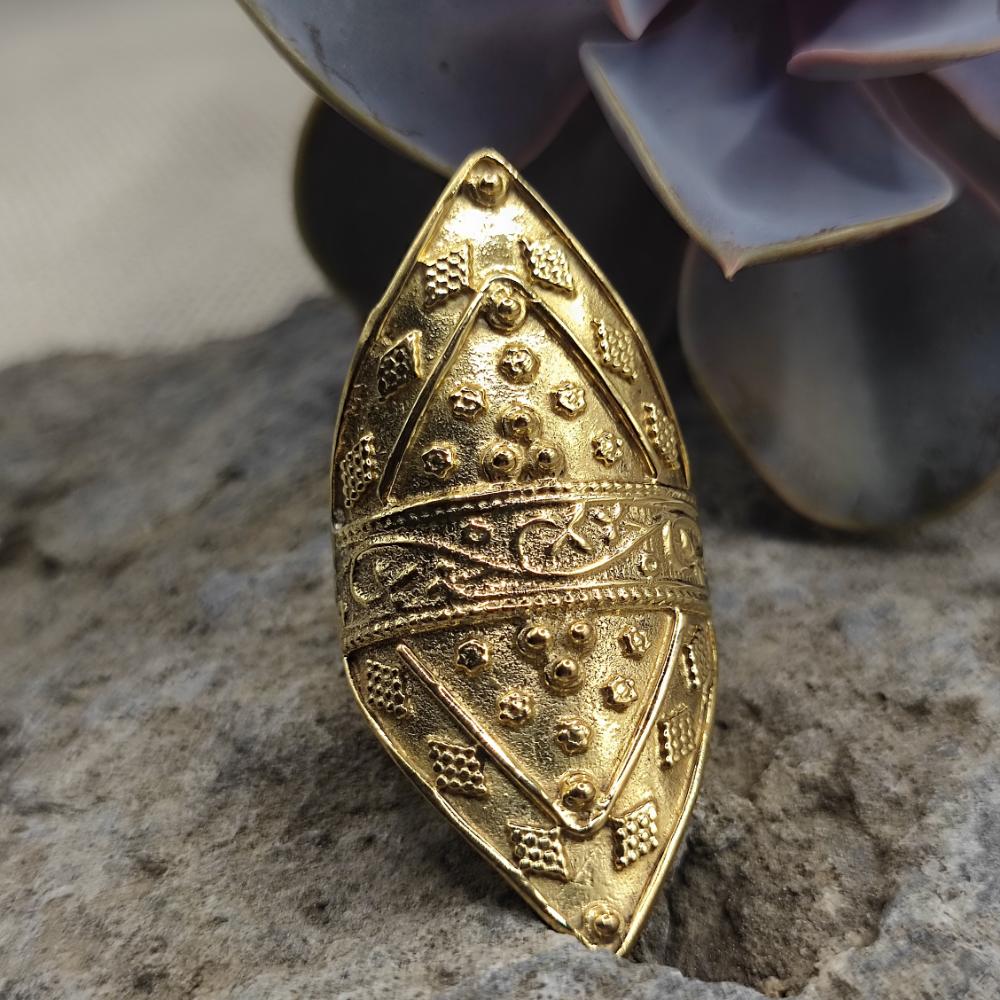 Anello etnico in ottone lavorato - DIKSHA