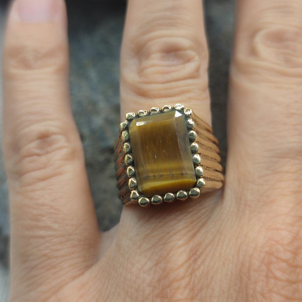 ANELLO etnico in ottone con occhio di tigre - PATANCHERU