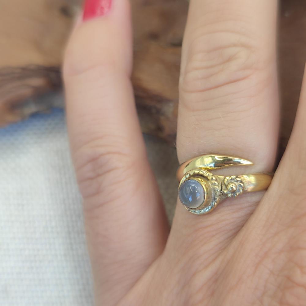 ANELLO etnico in ottone con pietra - BASIA