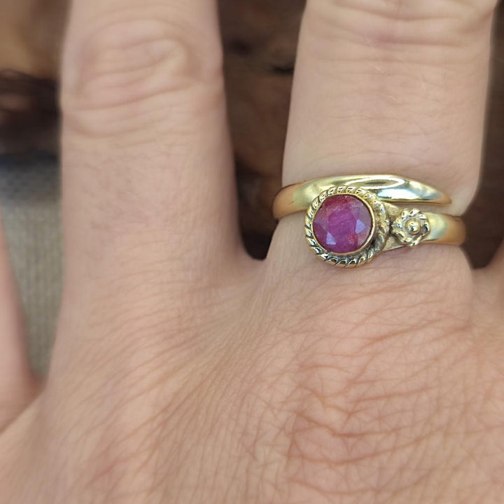ANELLO etnico in ottone con pietra - BASIA