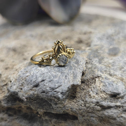 Anello etnico in ottone con pietra di luna - NEELVARA