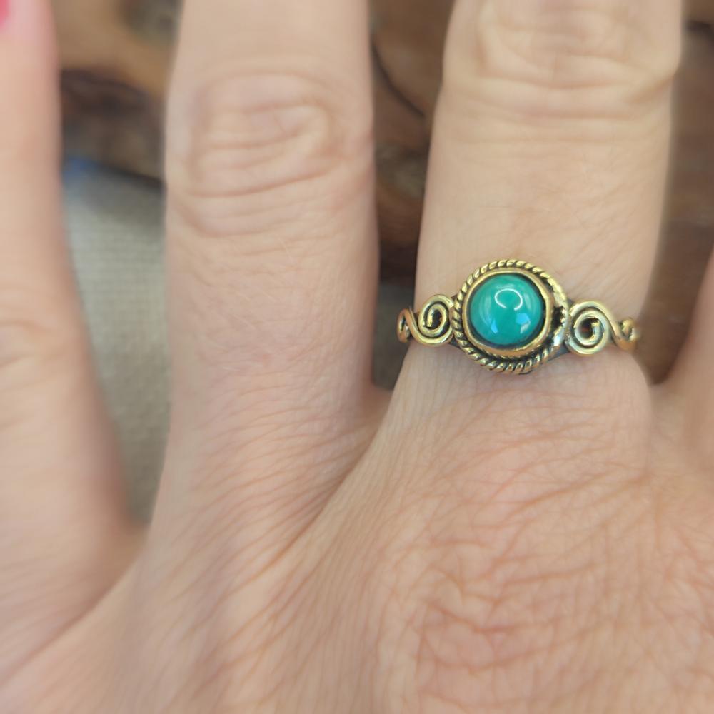 ANELLO etnico in ottone con pietra - KATRAS