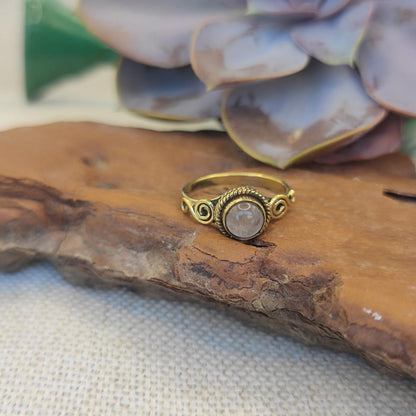ANELLO etnico in ottone con pietra - KATRAS