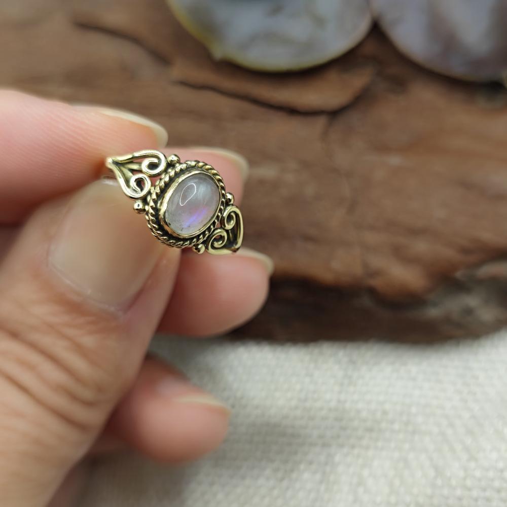 ANELLO etnico in ottone con pietra - TALAMUK