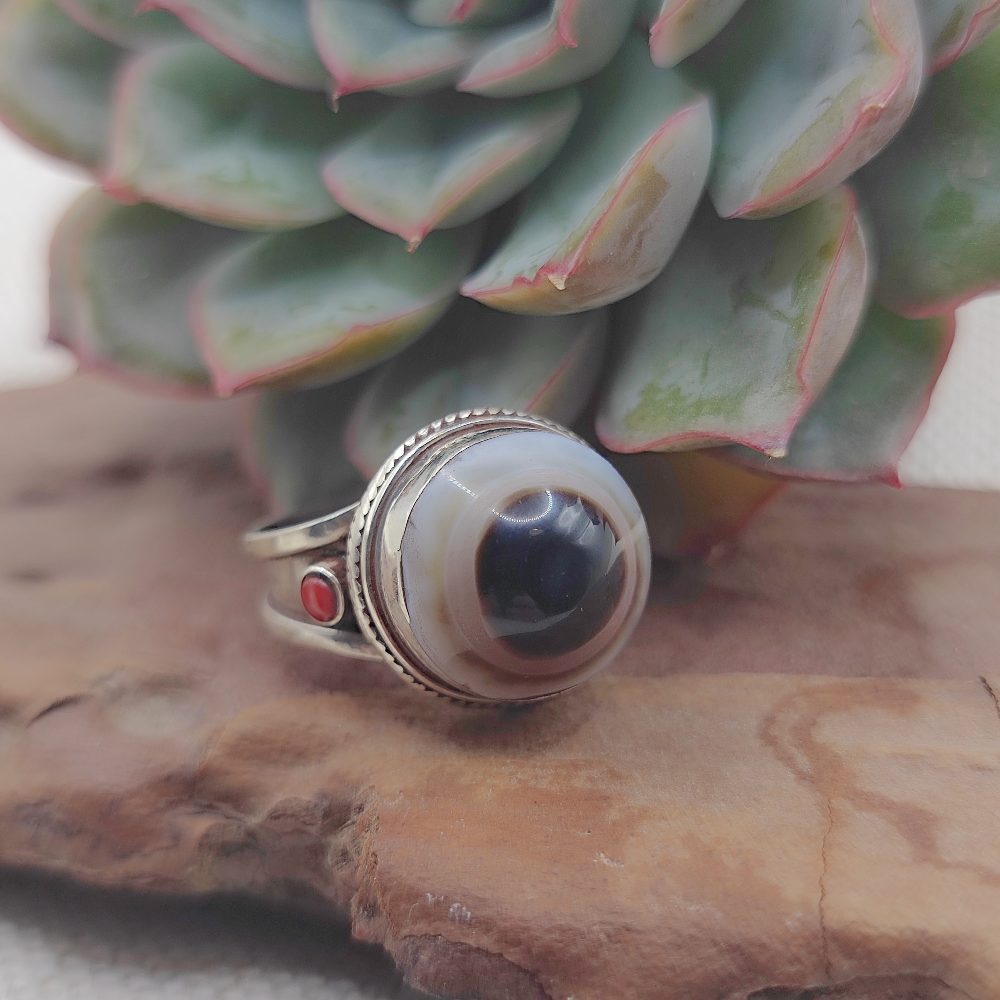 Anello etnico in argento 925 con Dzi tibetano - TUNI