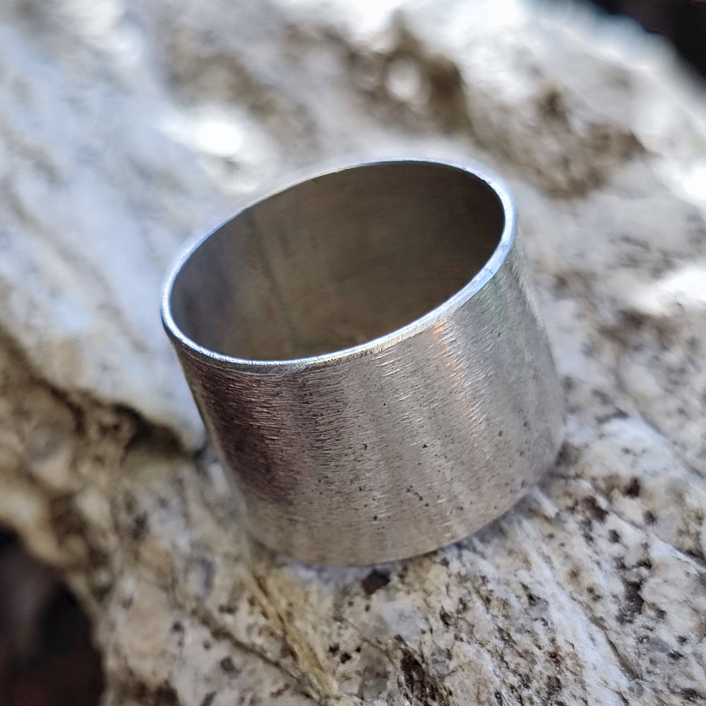 Anello a fascia in argento 925 - KORUD