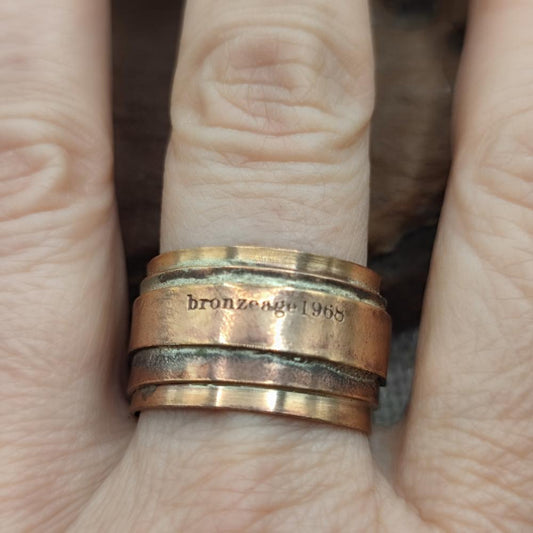 Anello artigianale a fascia in bronzo - MEERA