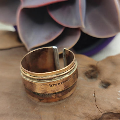 Anello artigianale a fascia in bronzo - MEERA