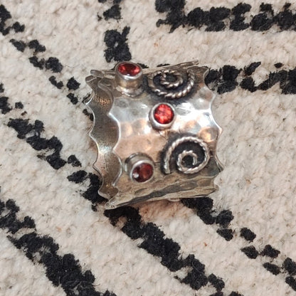 Anello fascia in argento 925 Anello con pietra ONICE nero – granato