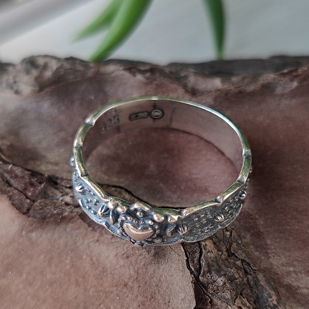 Anello fascia in argento 925 con cuore - PURUNIA