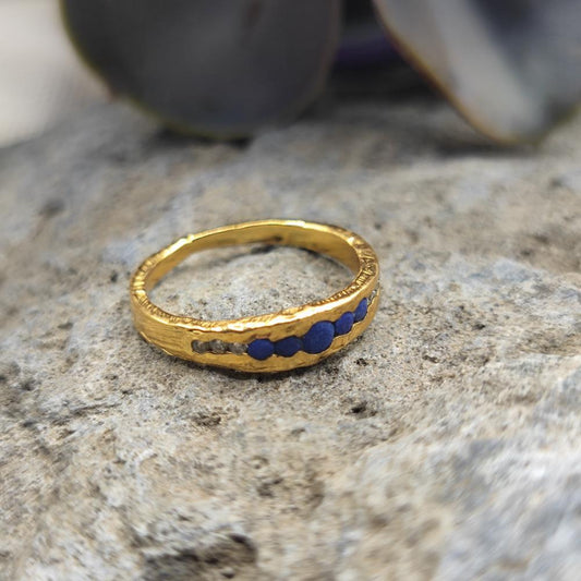 Anello etnico in ottone con lapislazzuli - DIPALI